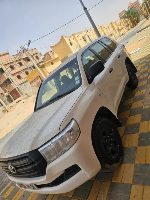Toyota Land cruiser 2016 V6