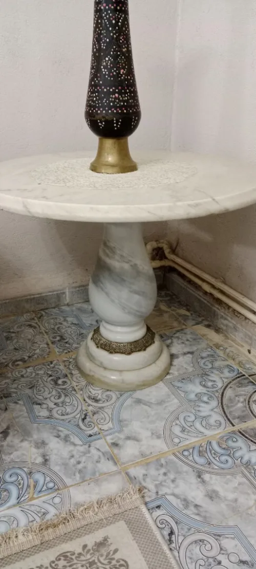 Deux Tables vintage marbre plein 