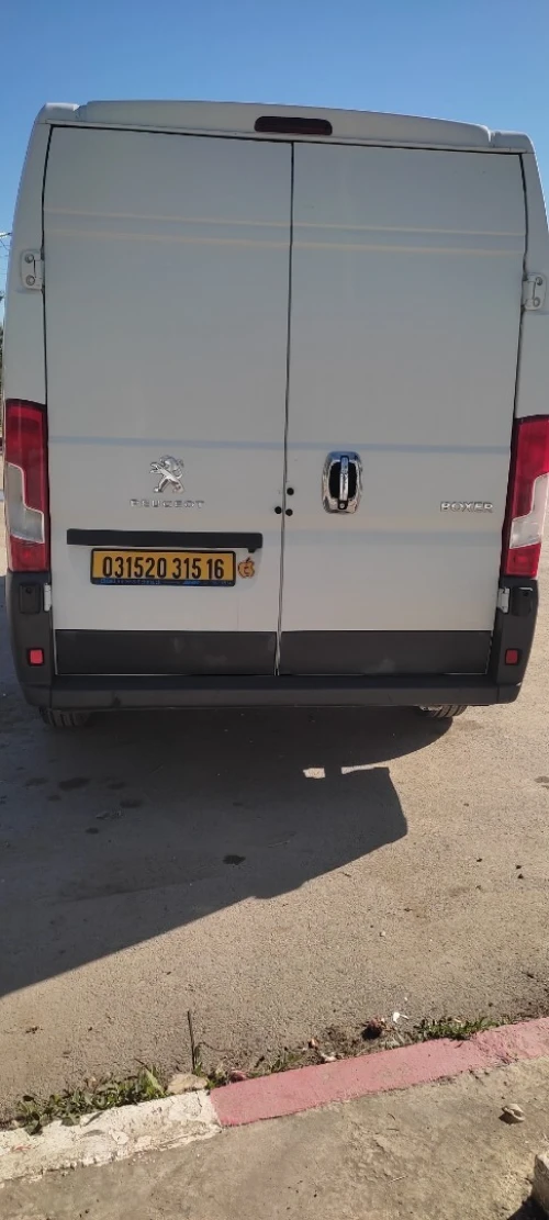 Peugeot Boxer 