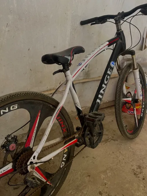 Vélo VTT JINGE à vendre