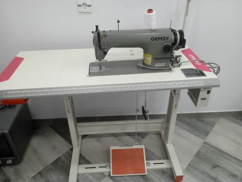 Machine a coudre 