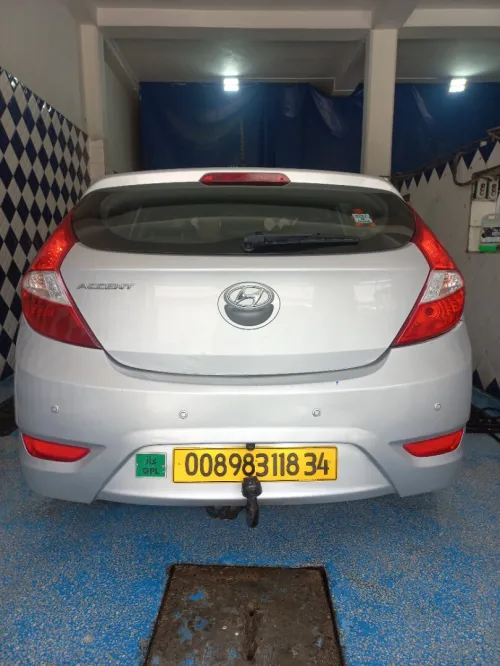 Hyundai Accent RB  4 portes 2018 Accent RB  4 portes