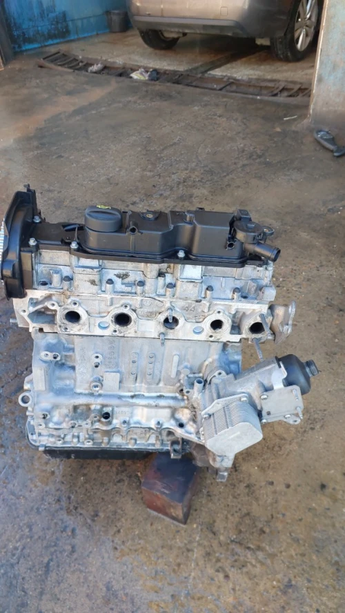 bâtiment moteur  باطيمة موتور hdi 1.6