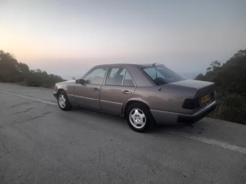 Mercedes Classe E 1991 W124