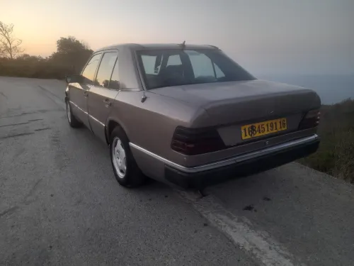 Mercedes Classe E 1991 W124