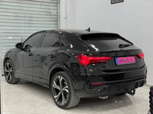 Audi Q3 2023 S-line