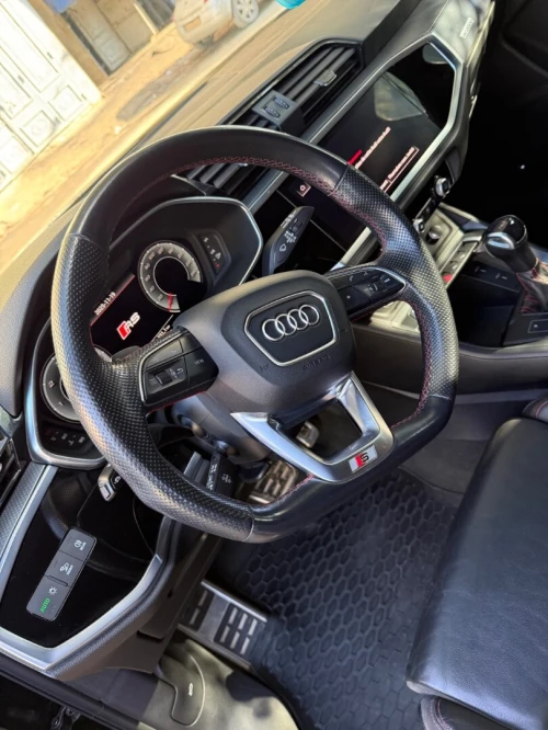 Audi Q3 2023 S-line