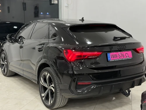 Audi Q3 2023 S-line