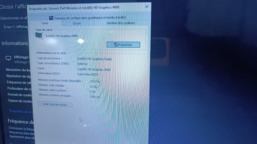 LAPTOP i3-2350M / 12GB RAM / 256GB SSD + 500GB HDD / Dolby Audio / Medion Akoya
