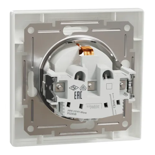 Single 2P+E (side earth) 16A IP20 WHITE