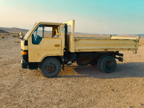 Toyota B65 aban 1988 Dyna