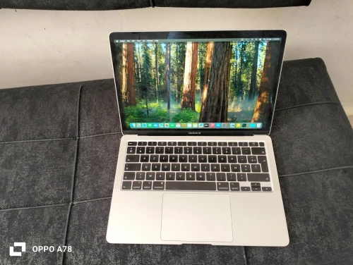 MacBook i3 8 ram a2179 SSD 256 bla chargeur