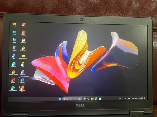 Dell Latitude 5580 état 10/10 i5 7300 8gb ram 256NVMe écran 15.6" Batterie 100%