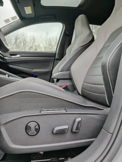 Volkswagen Golf 8 2021 GTE