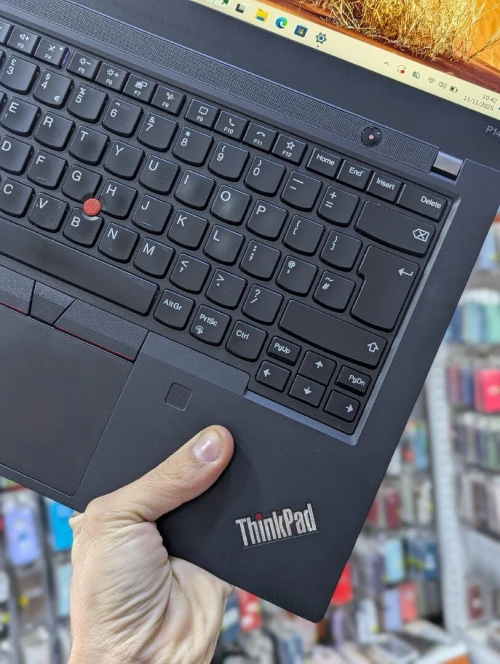LENOVO THINKPAD P14S I7-1165G7 16GB 256 SSD FULL HD 14