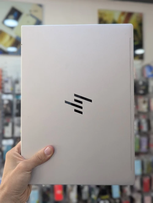 HP ÉLITEBOOK 640 G11 ULTRA 5 125U 16 GB 512 SSD FULL HD 
