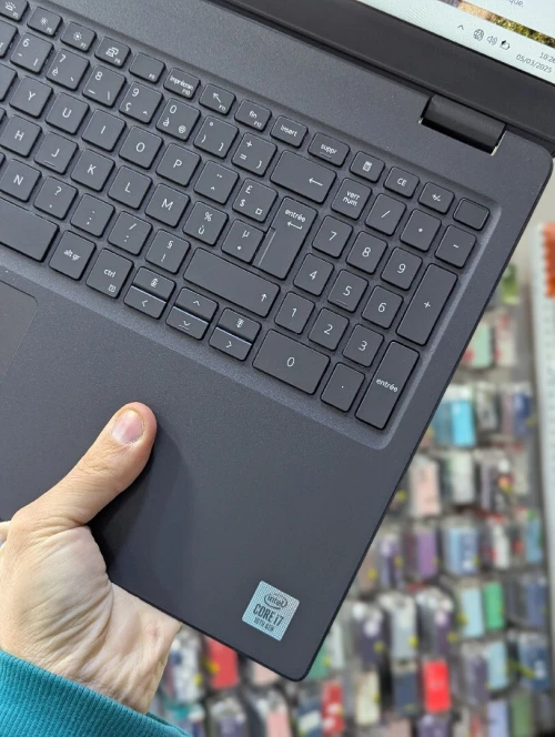 Dell LATITUDE 3510 I7 10510U 8GB 256 SSD FULL HD 15.6"