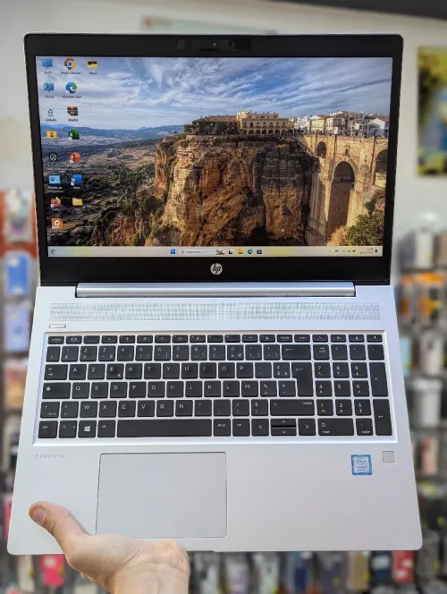 HP PROBOOK 450 G6 I7 8TH 16GB 256 SSD FULL HD 15.6"