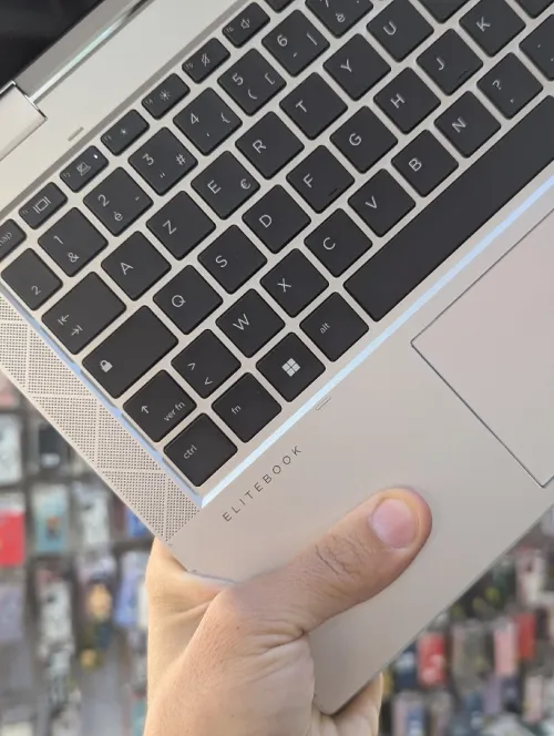 HP ÉLITEBOOK 830 G8 I5 11TH 16GB 512 SSD FULL HD X360 TACTIL