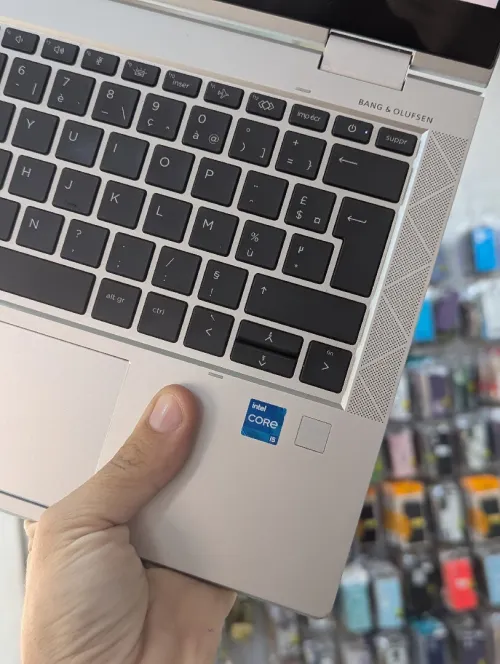 HP ÉLITEBOOK 830 G8 I5 11TH 16GB 512 SSD FULL HD X360 TACTIL