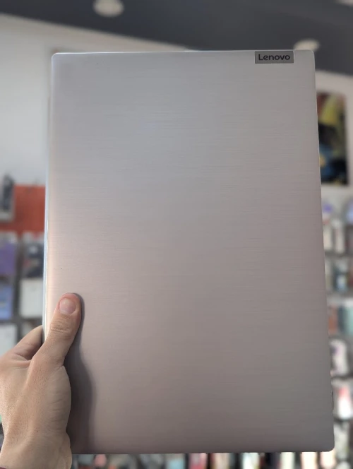 LENOVO IDEAPAD 3  I5 1035G1  8GB 256 SSD FULL HD