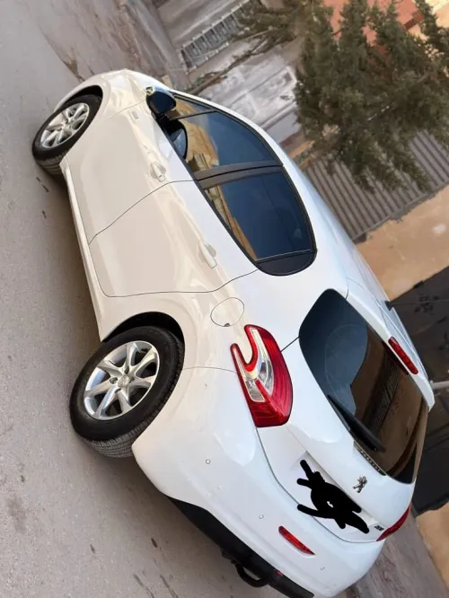 Peugeot 208 2014 208