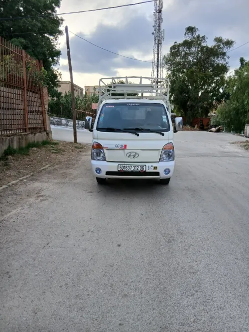 Hyundai H100 2012