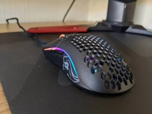 Glorious model o minus