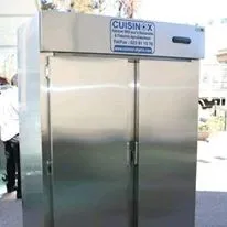 ARMOIRE REFRIGEREE EN INOX 