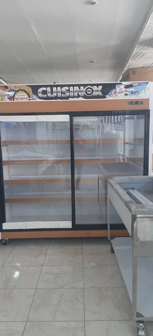 vitrine murale 