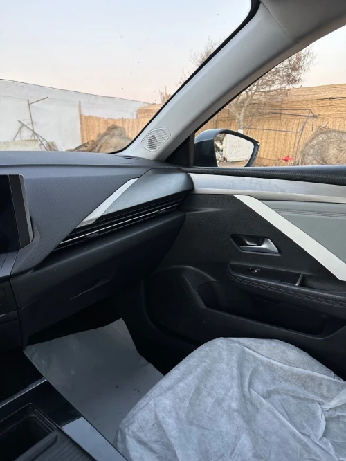 Opel Astra 2024 