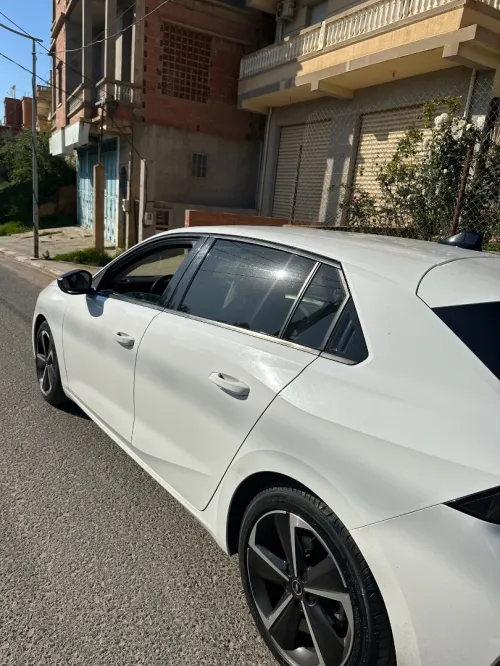 Opel Astra 2024 