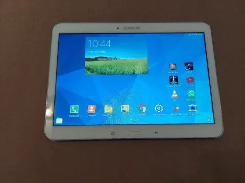 Samsung Galaxy tab 4 wifi+4G LTE / 16GB SM-T535