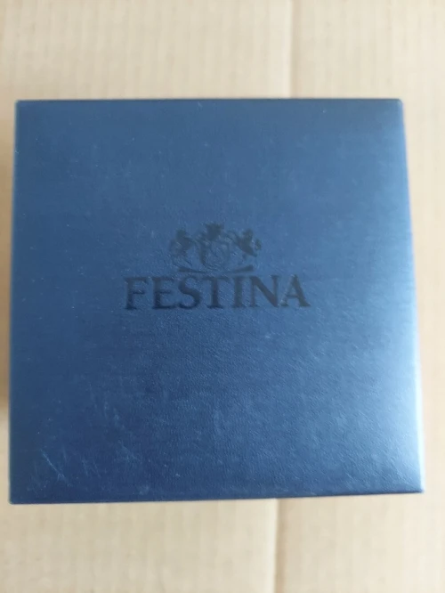 montre Festina F16823