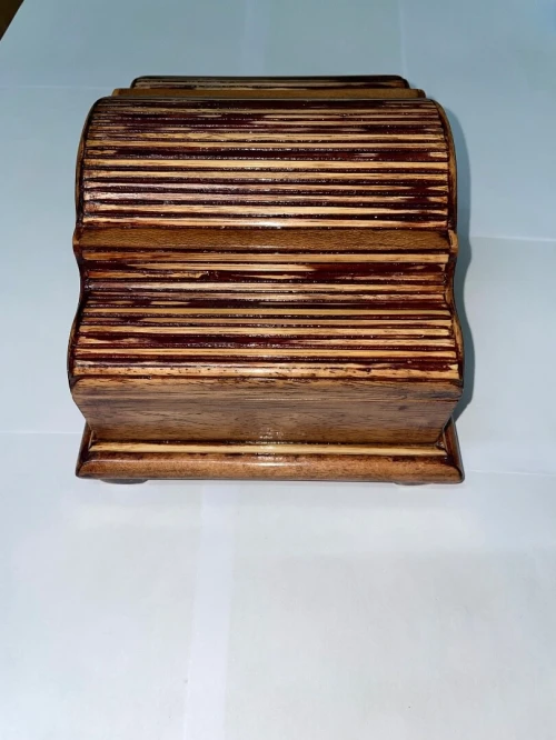 Coffret en bois artisanal fait main Finition élégante et design raffiné