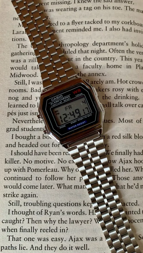 Casio A159w étanche et acier inoxydable