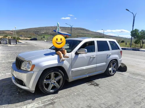 Jeep Grand Cherokee 2006 Srt8