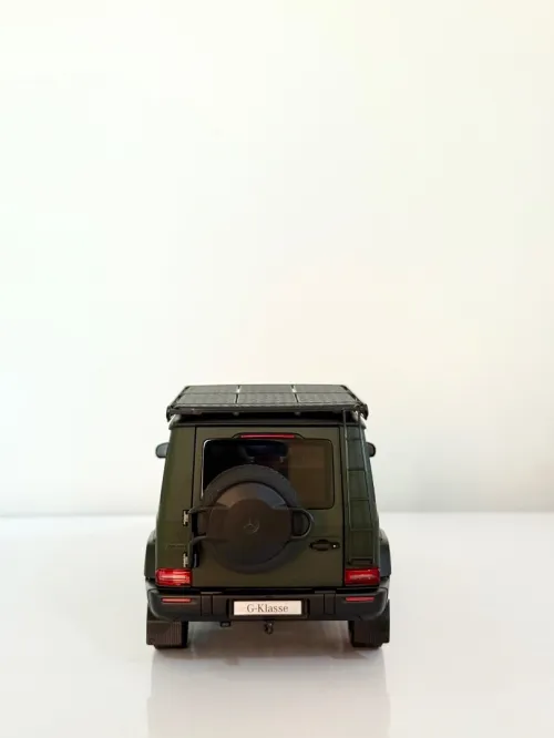 Mercedes Classe G miniature 1/18 Norev sous emballage
