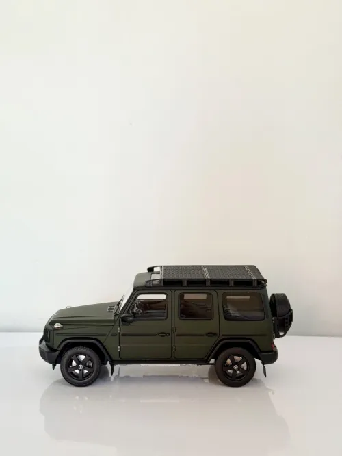 Mercedes Classe G miniature 1/18 Norev sous emballage