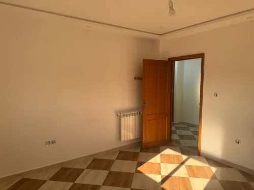 Location Appartement Niveau de villa F2 Alger Khraissia