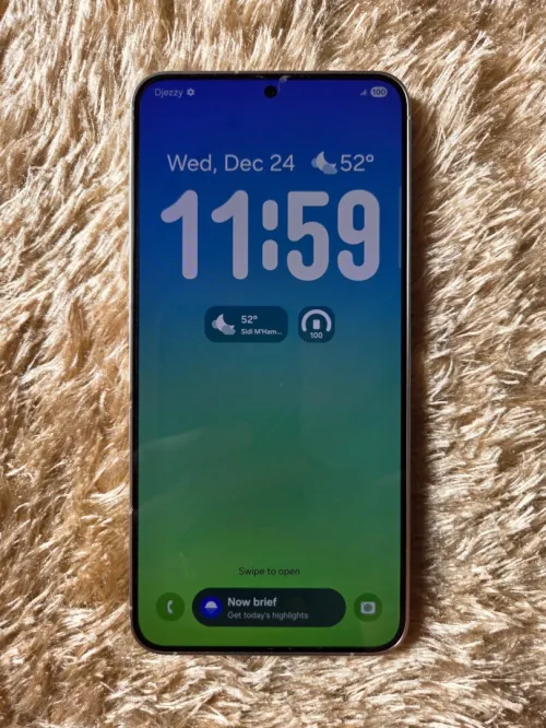 Samsung Galaxy s24 plus