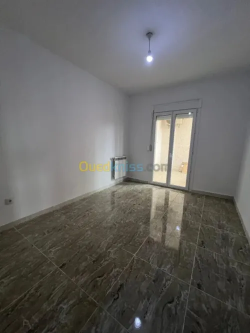 Location Appartement F4 Alger Rahmania