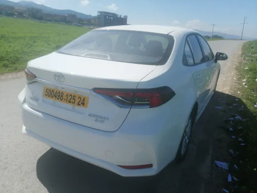 Toyota corolla 2025 D4T