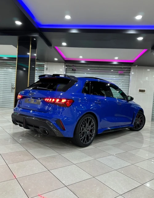 Audi RS3 Sportback 2025 PERFORMANCE