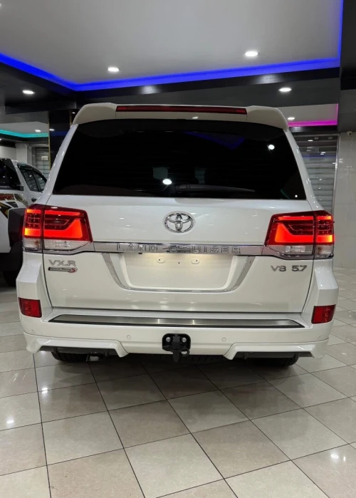 Toyota Land Cruiser  2021 V8 Vxr grand touring S