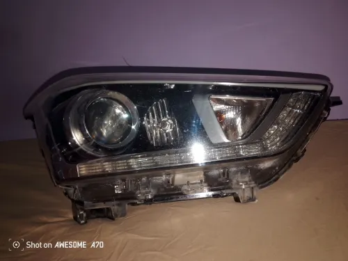 Phare hyundai creta côté passager 