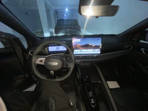 Geely Coolray 2026 