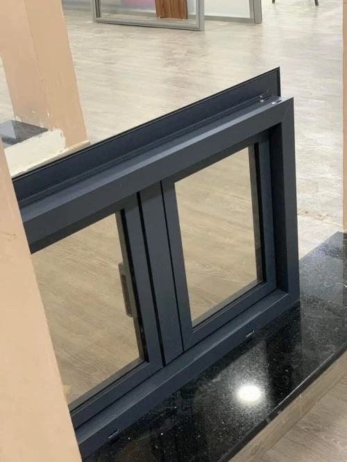 Fenêtre et des portes en aluminium TP R