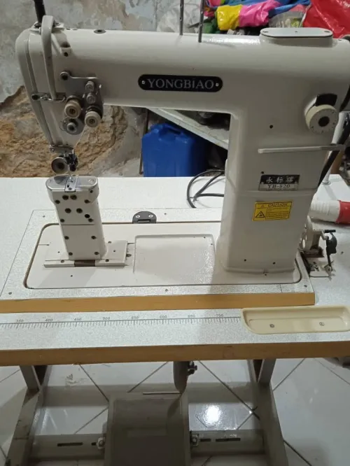 Lot machine à coudre industrielle pour chaussures 