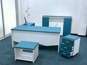LES ENSEMBLES DES BUREAUX